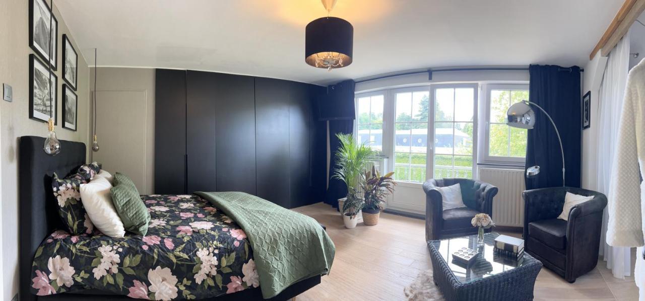 Bed & Bokes Aan De Maaskant Lanaken Extérieur photo